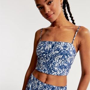 Abercrombie & Fitch Blue and White Fitted Crop Camisole